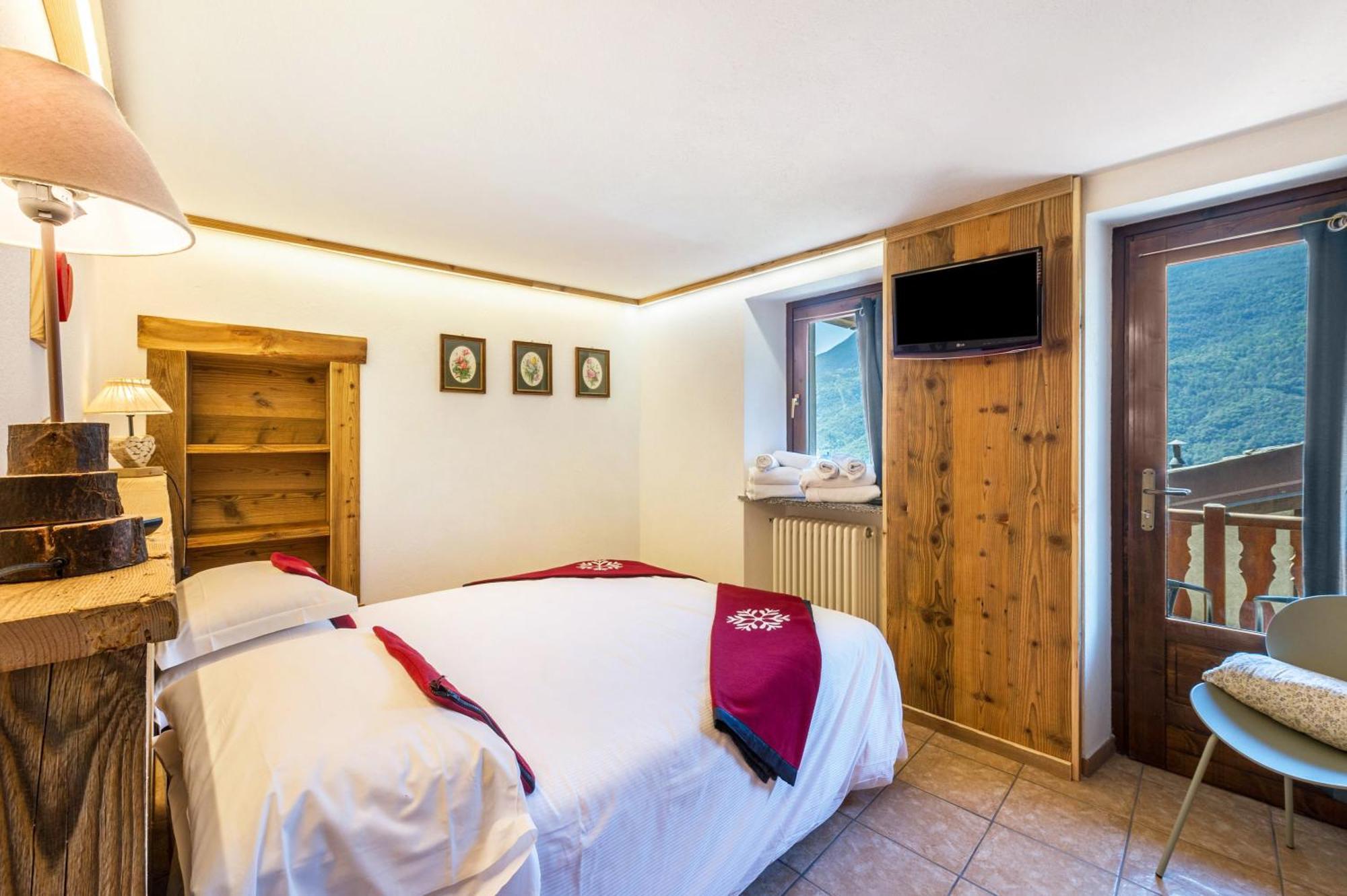 Appartement Il Nido Di Letizia à Châtillon Extérieur photo